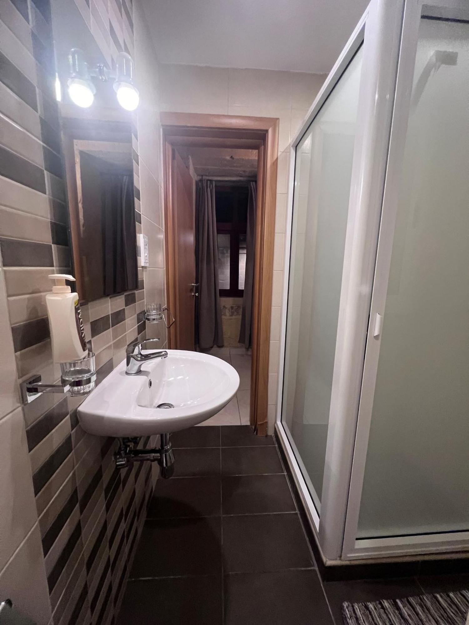 Twenty Antika Apartment เบียกุ ภายนอก รูปภาพ